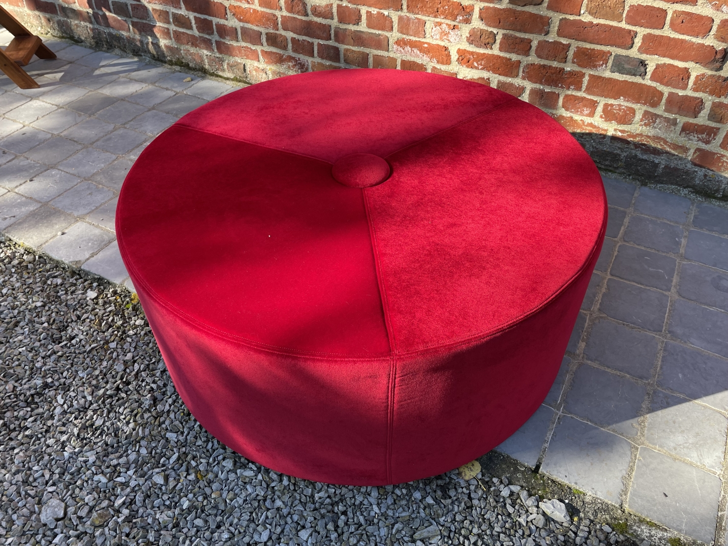 Orphea poef 100 cm in synthetisch fluweel