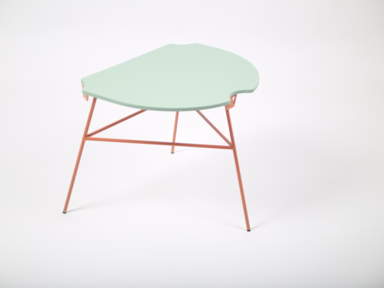 Amelia bijzettafel  pop-color